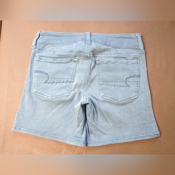 American Eagle Shorts (Size 2) - Picture 2 of 6